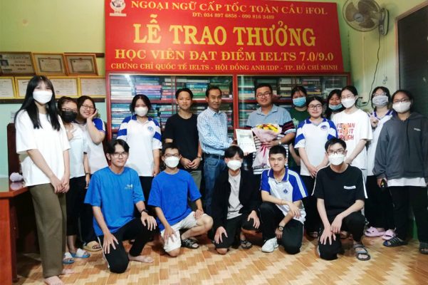Trung tâm ngoại ngữ iFol